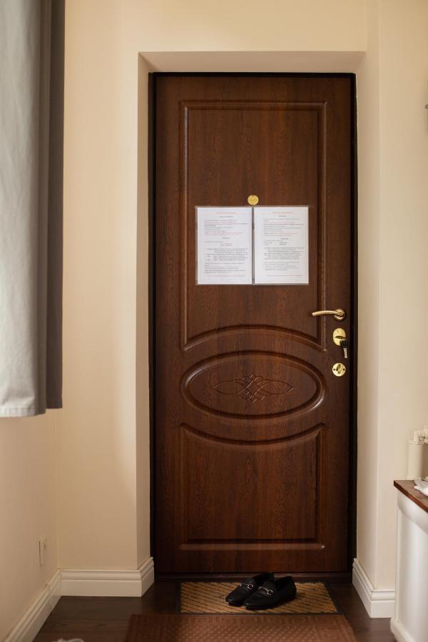 Old Lviv Apartment Bagian luar foto